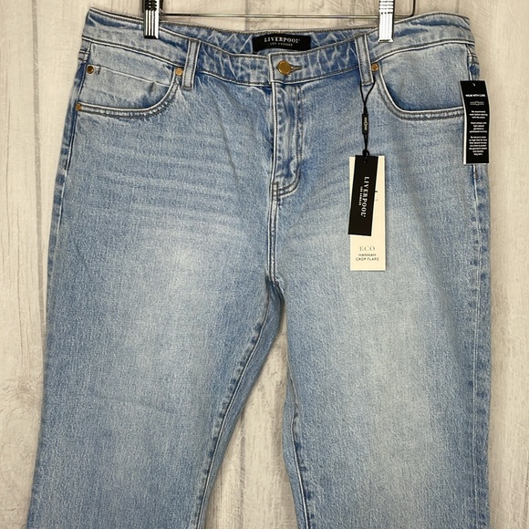 Liverpool Eco Hannah Crop Flair. - Picture 3 of 10